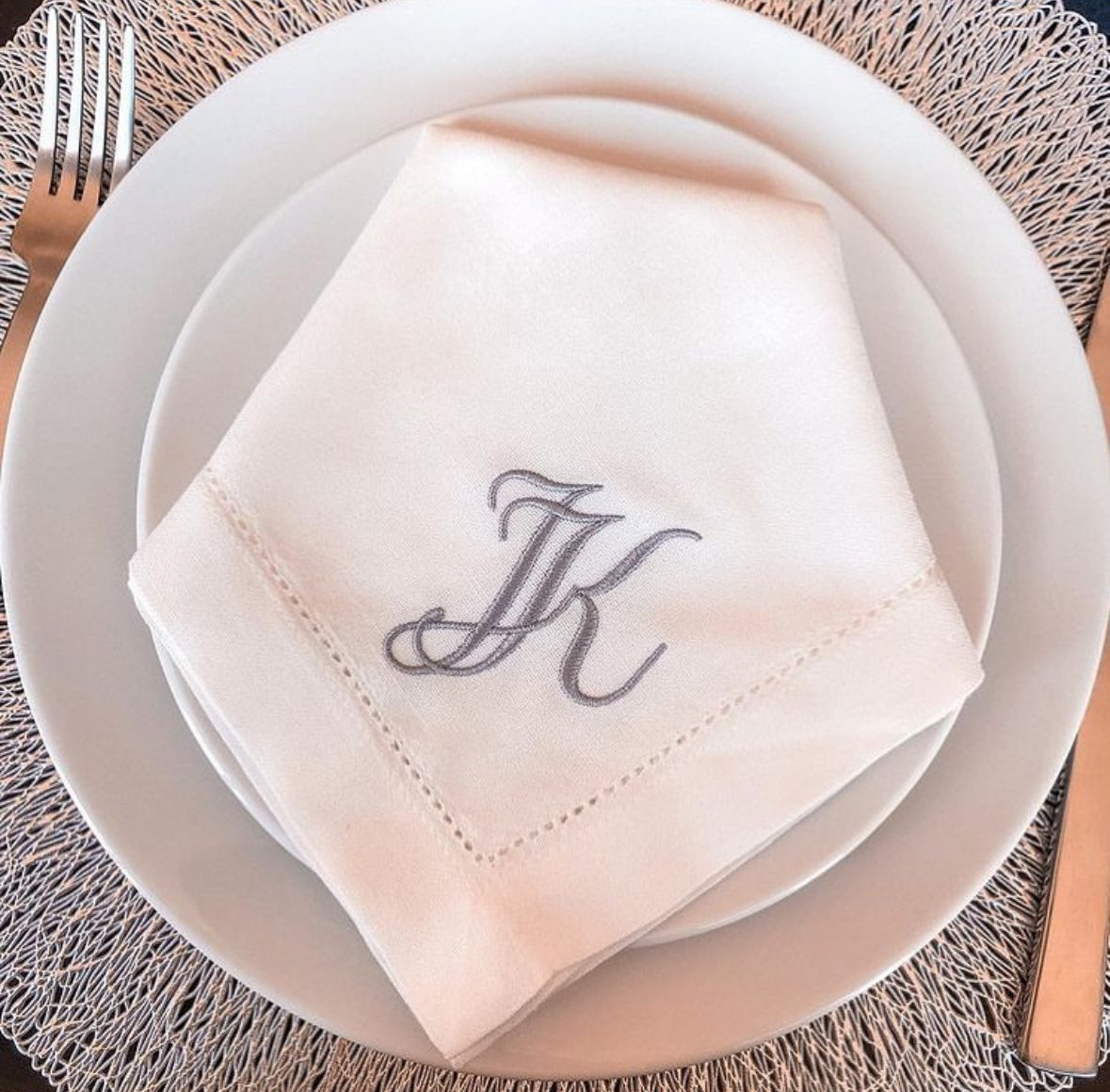 Servilleta de lino con bordado